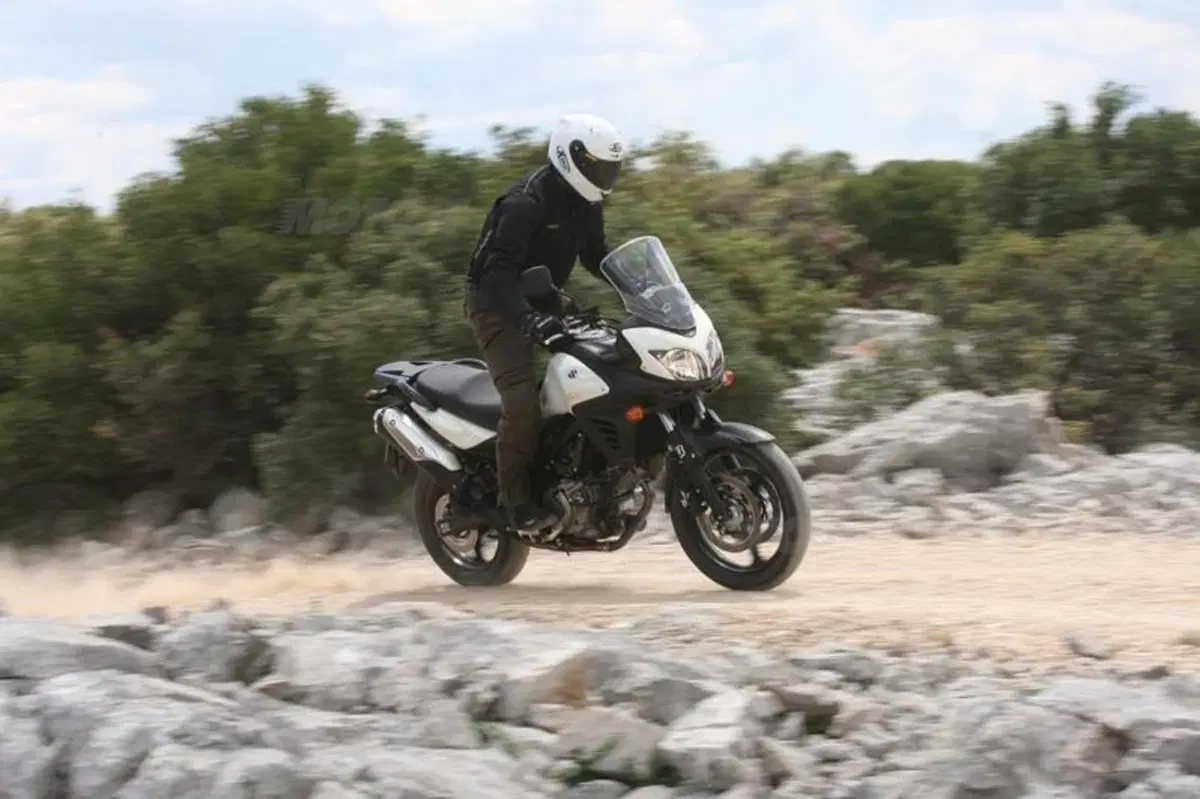 Suzuki V-Strom 650 ABS   (13)