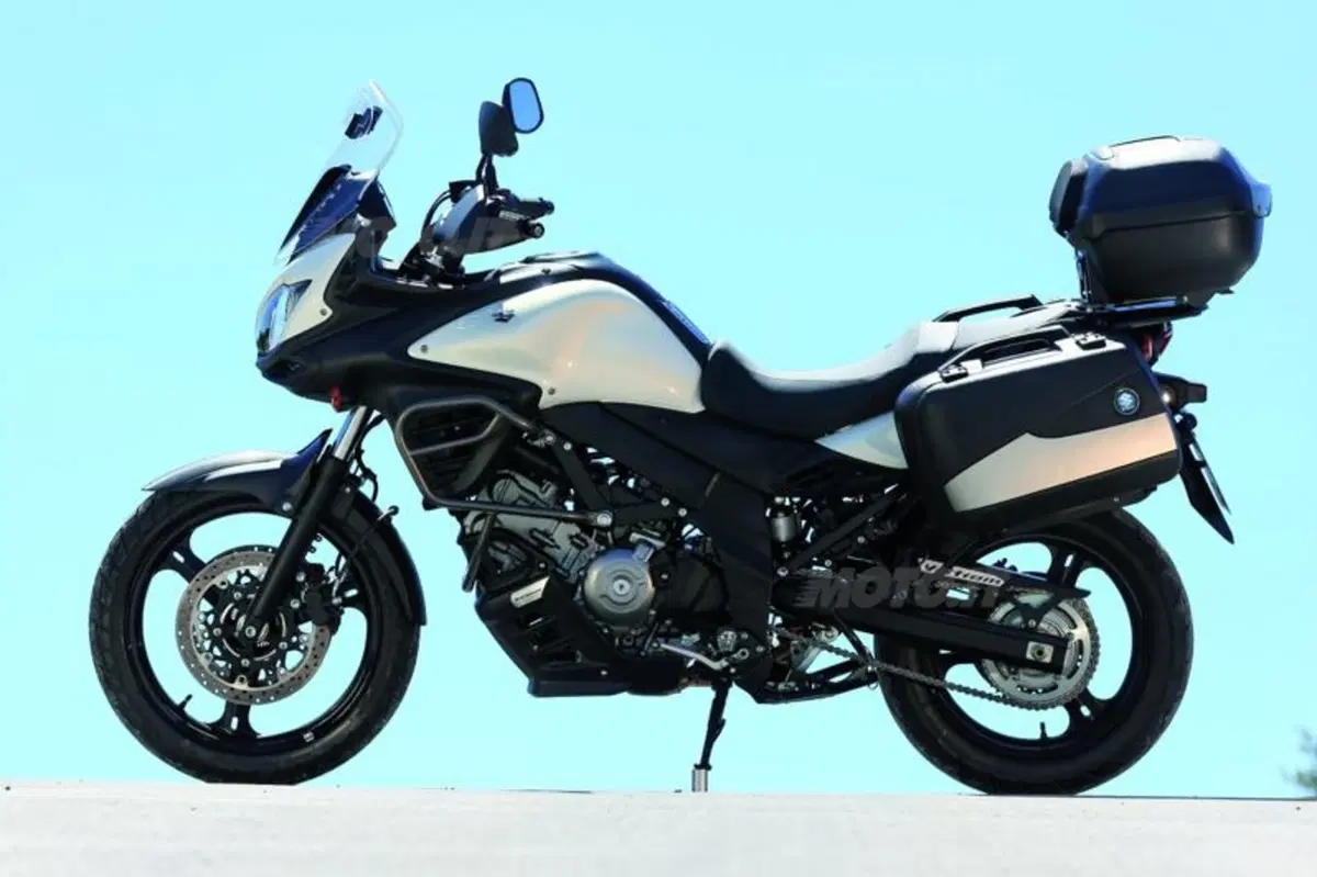 Suzuki V-Strom 650 ABS   (24)