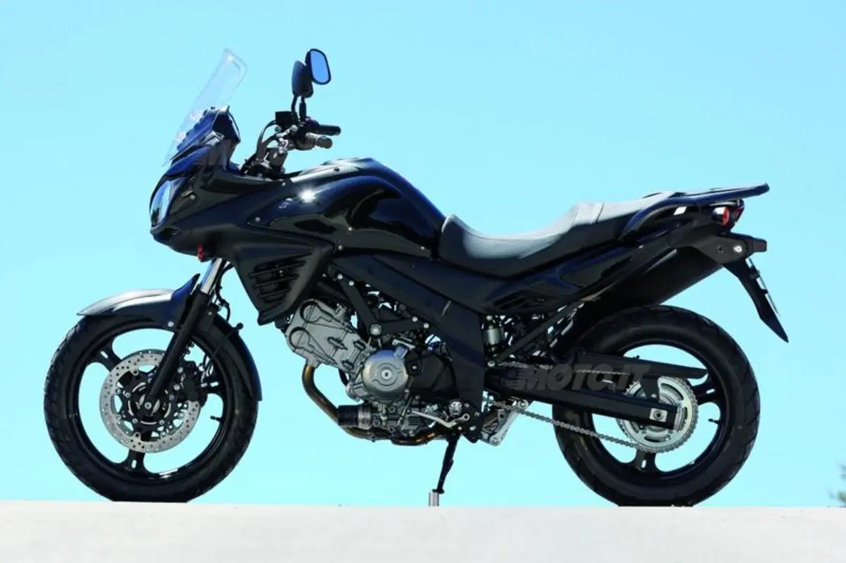 Suzuki V-Strom 650 ABS   (30)