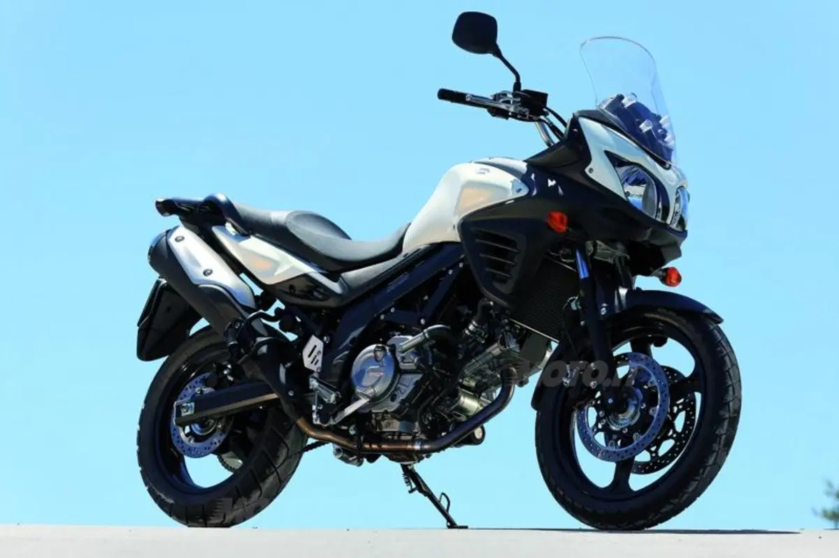 Suzuki V-Strom 650 ABS   (33)