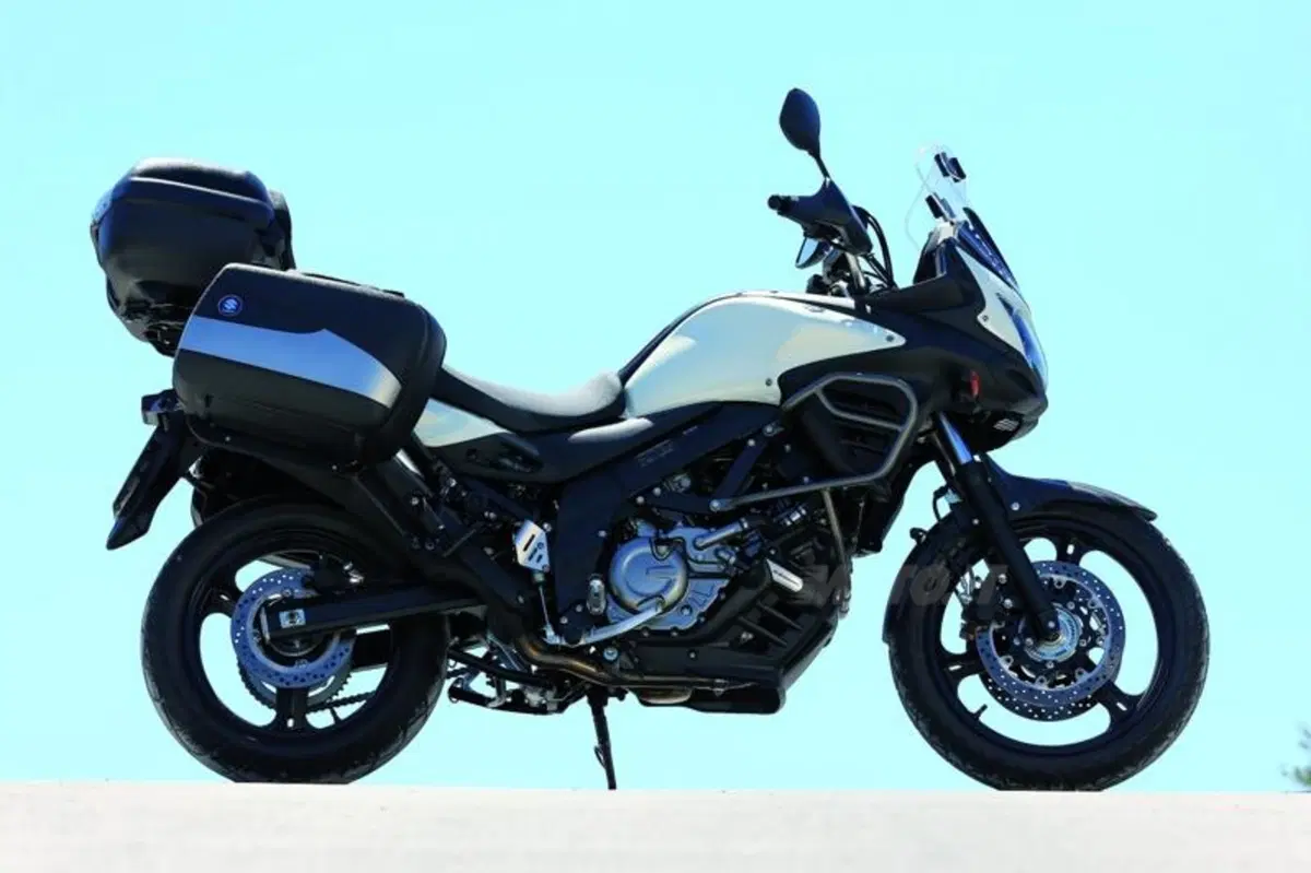 Suzuki V-Strom 650 ABS   (35)