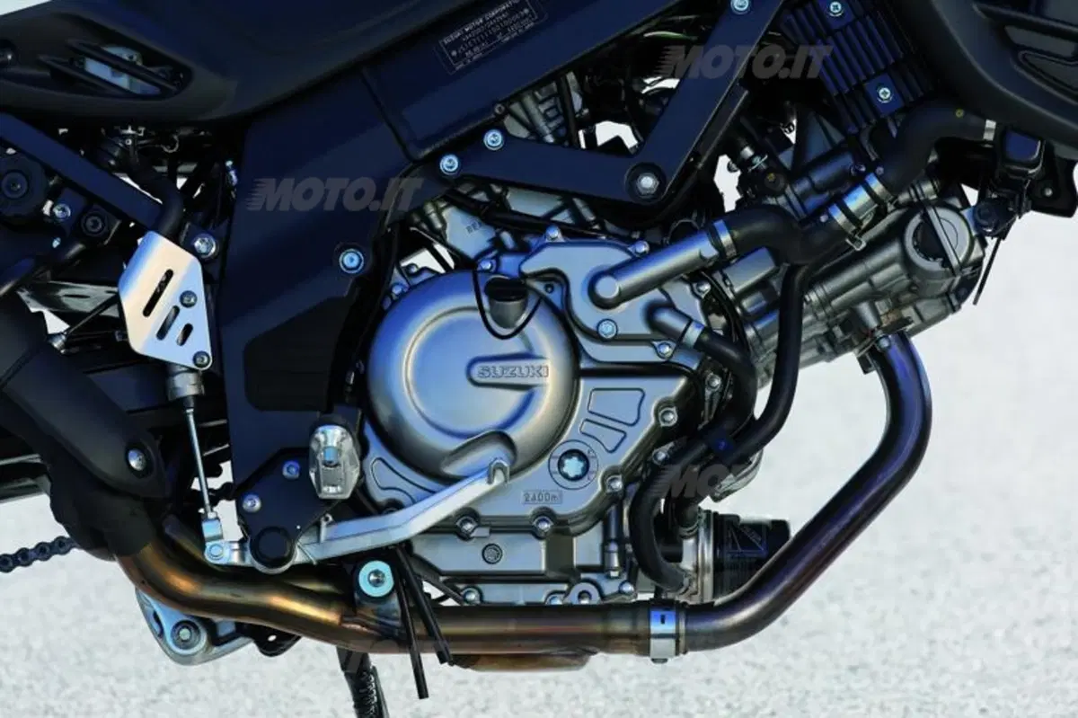 Suzuki V-Strom 650 ABS   (37)