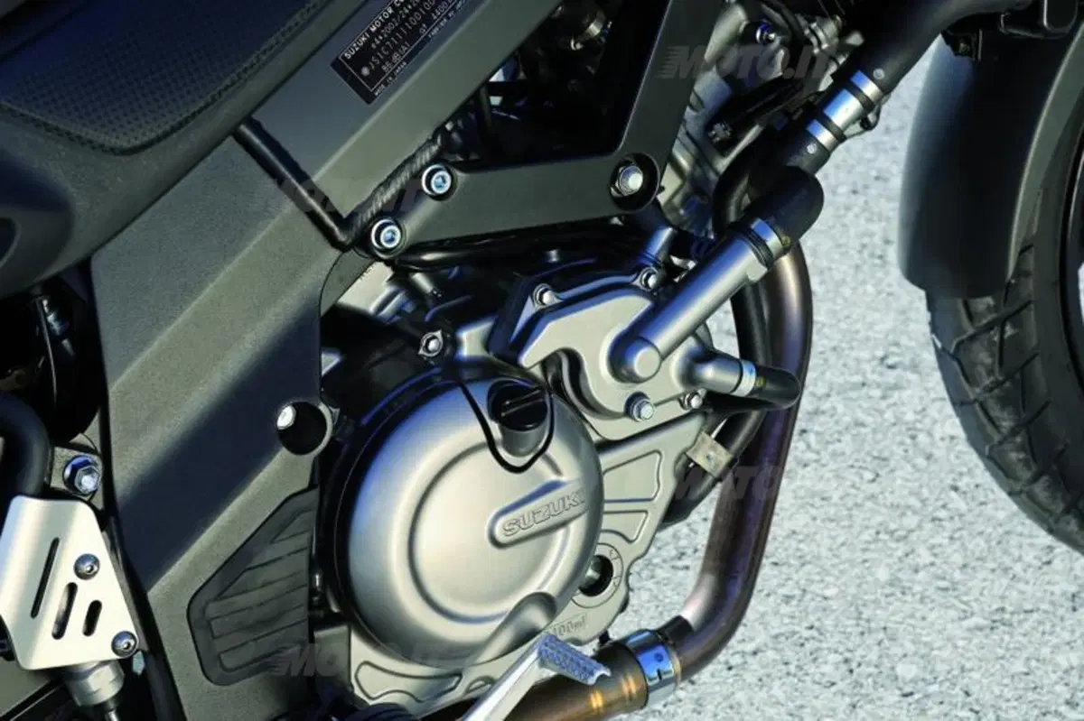Suzuki V-Strom 650 ABS   (44)