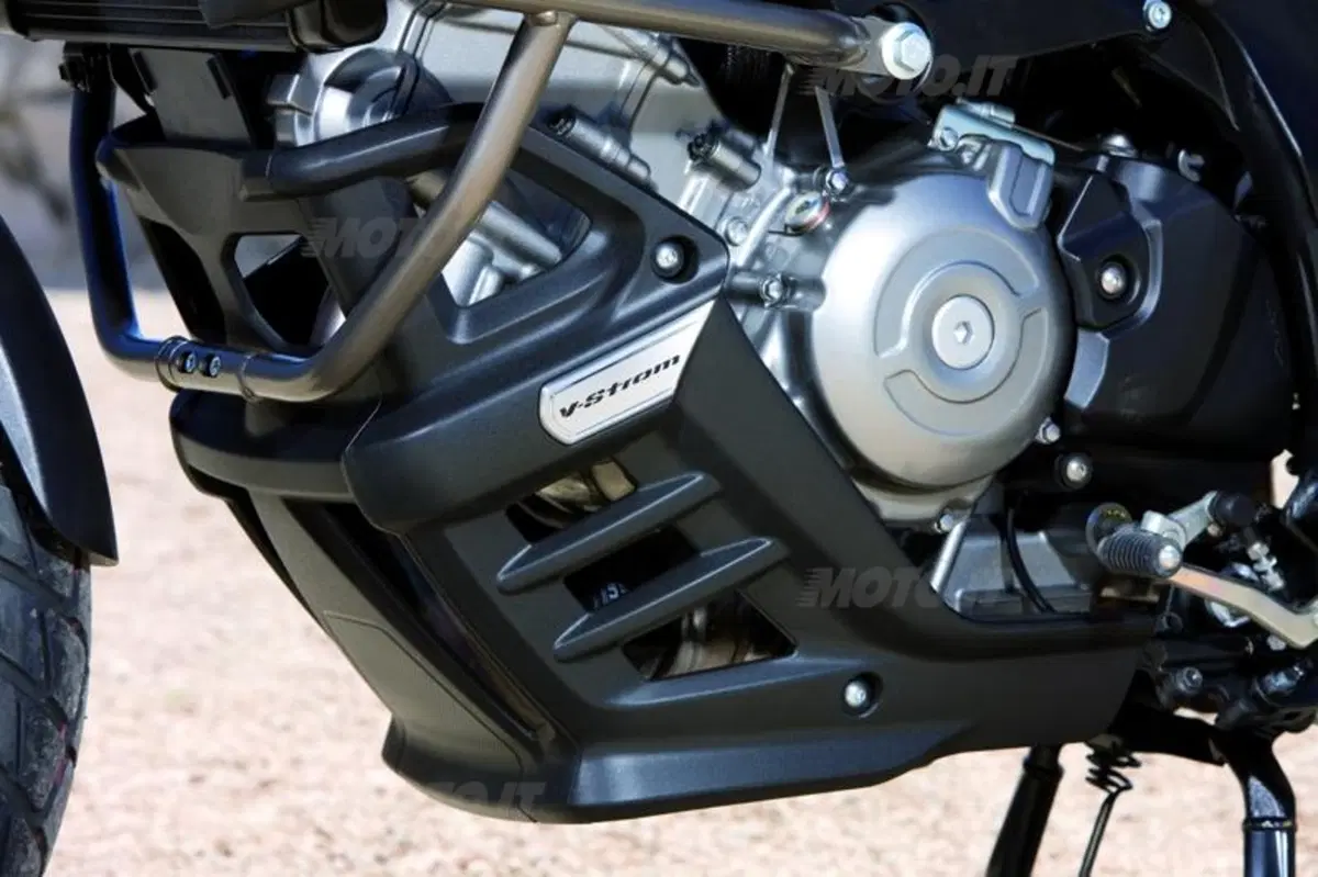 Suzuki V-Strom 650 ABS   (50)
