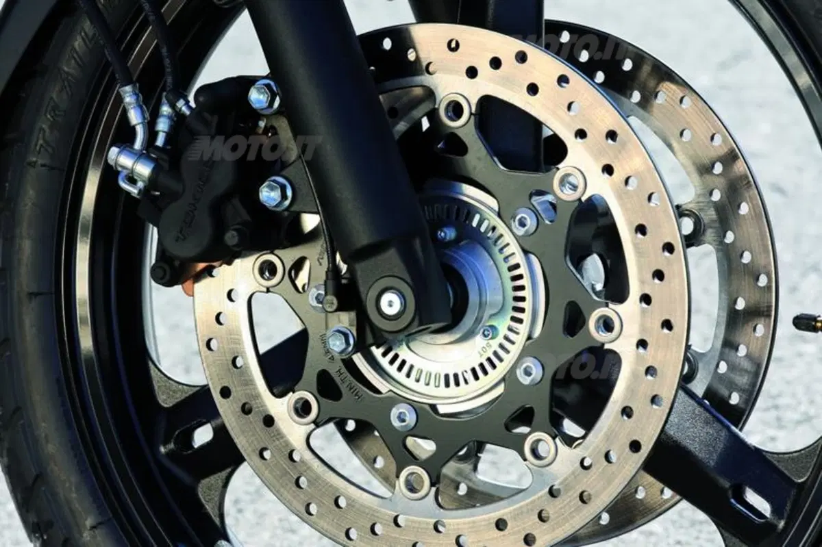 Suzuki V-Strom 650 ABS   (53)