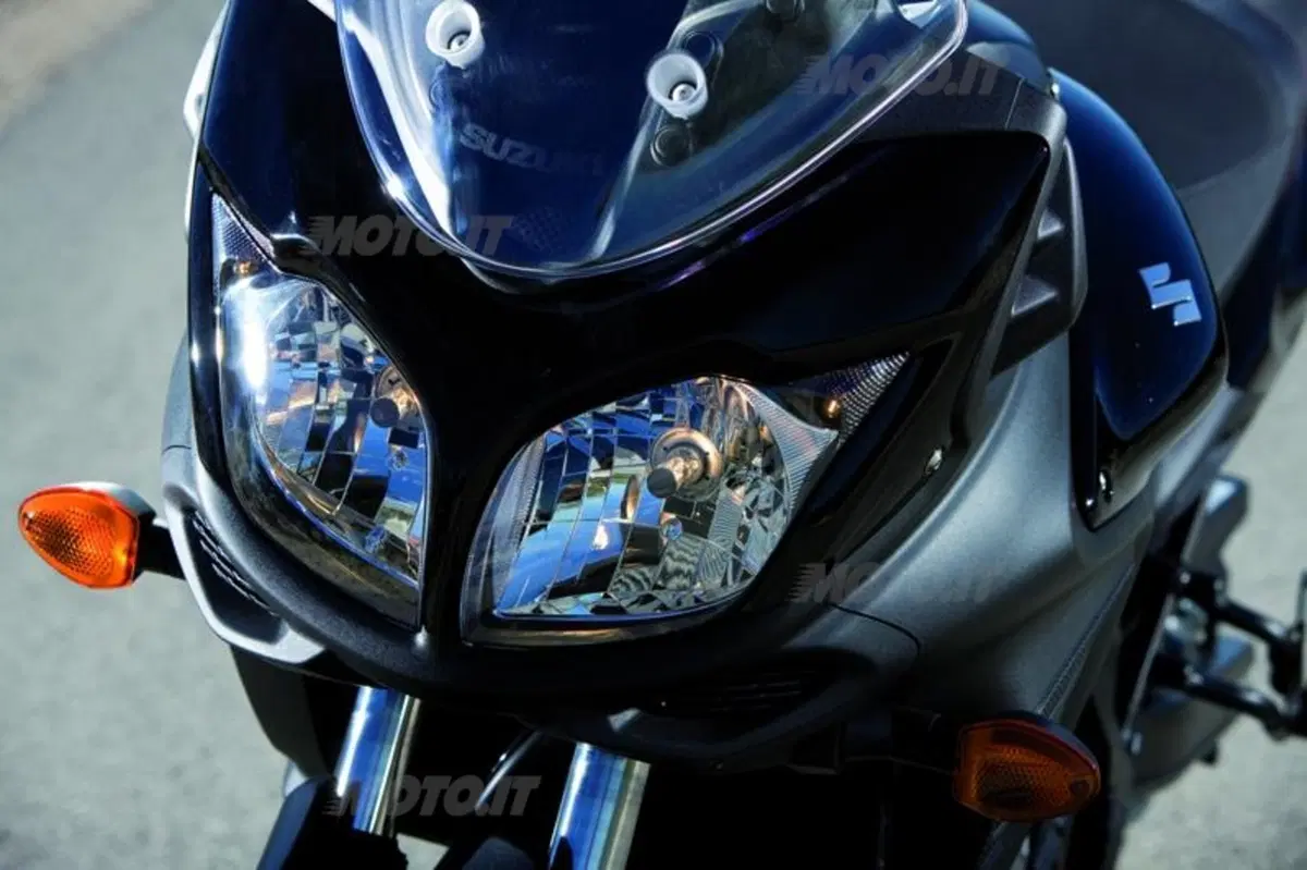 Suzuki V-Strom 650 ABS   (58)