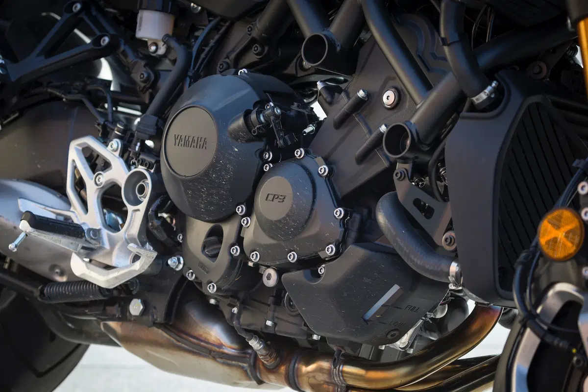 Yamaha Niken GT. Test esclusivo al Tour de France (10)
