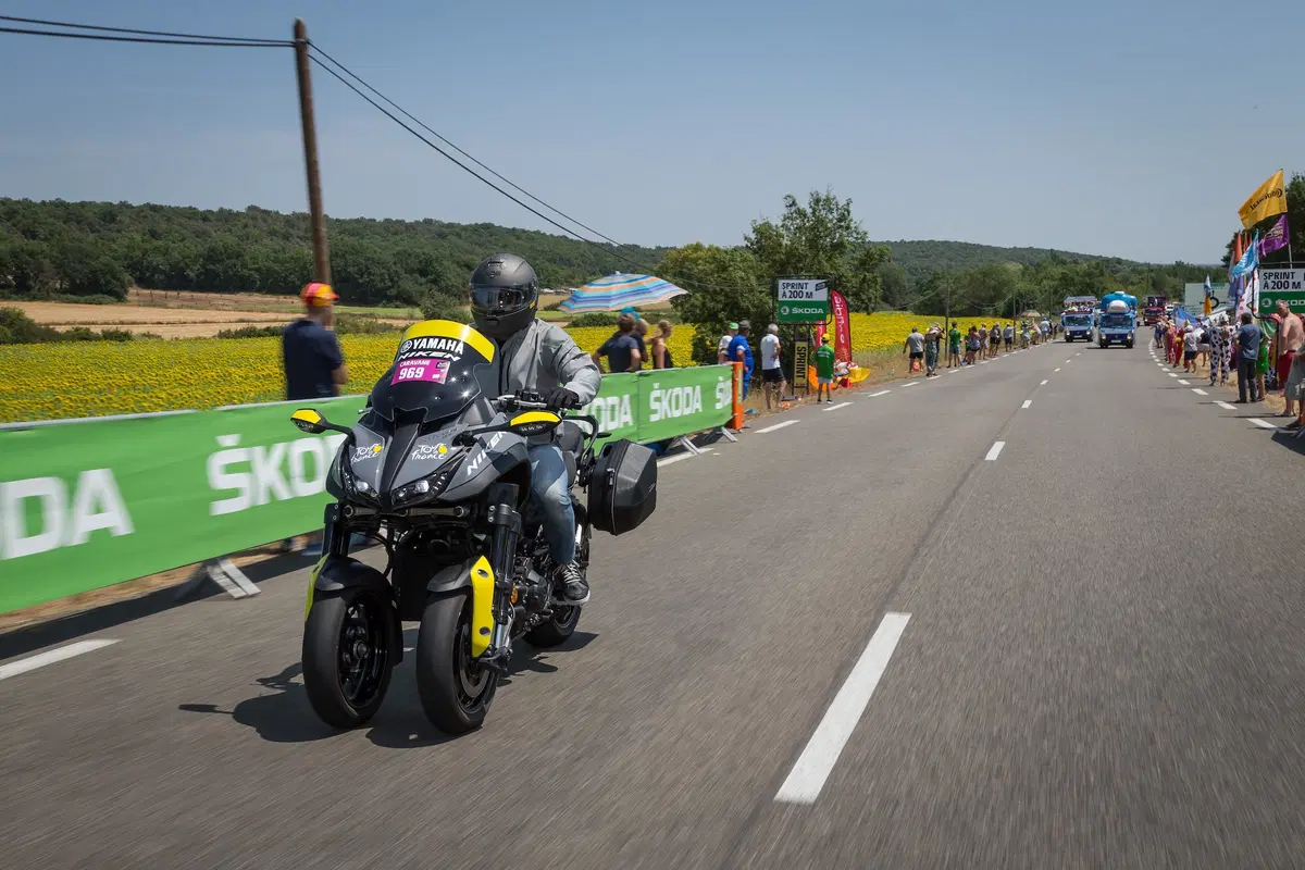 Yamaha Niken GT. Test esclusivo al Tour de France (7)