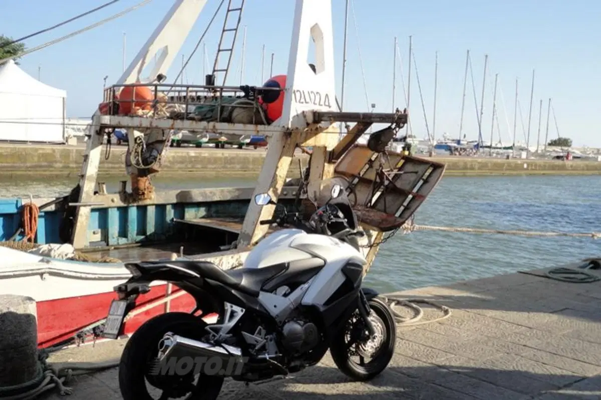 Dalla Maremma al GP d’Aragona con la Honda Crossrunner (12)