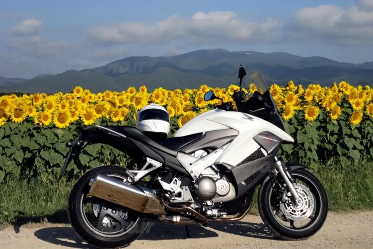 Dalla Maremma al GP d’Aragona con la Honda Crossrunner (27)