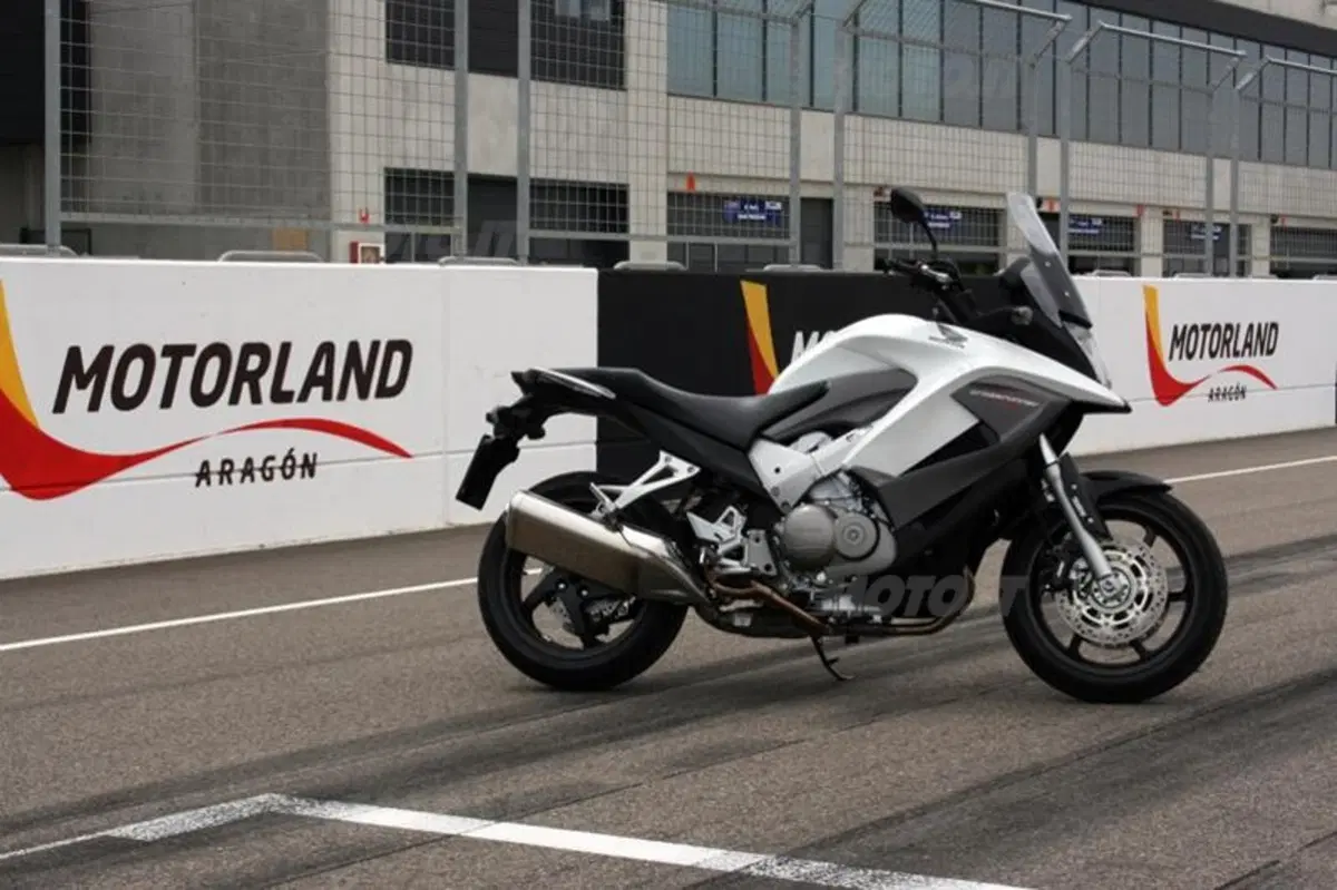 Dalla Maremma al GP d’Aragona con la Honda Crossrunner (31)