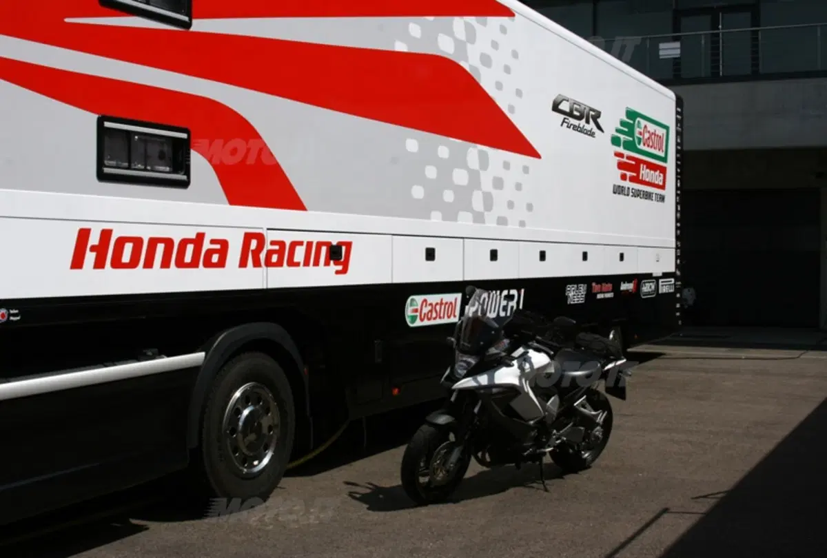 Dalla Maremma al GP d’Aragona con la Honda Crossrunner (34)