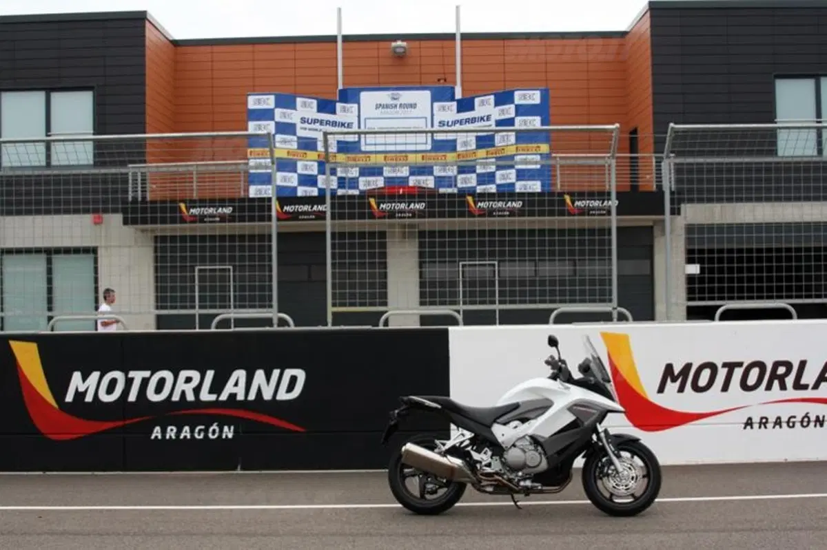 Dalla Maremma al GP d’Aragona con la Honda Crossrunner (35)