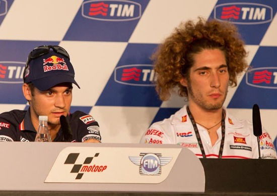 L'attacco di Pedrosa a Simoncelli