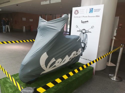 Roma: la Vespa elettrica al Campus Biomedico (4)