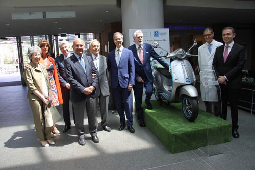 Roma: la Vespa elettrica al Campus Biomedico (3)