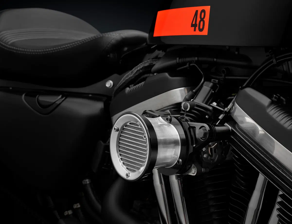 Rizoma per l'Harley-Davidson XL1200X Sportster Forty-Eight (10)