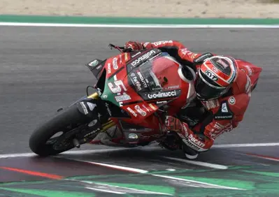 CIV a Misano. Pirro allunga in Superbike