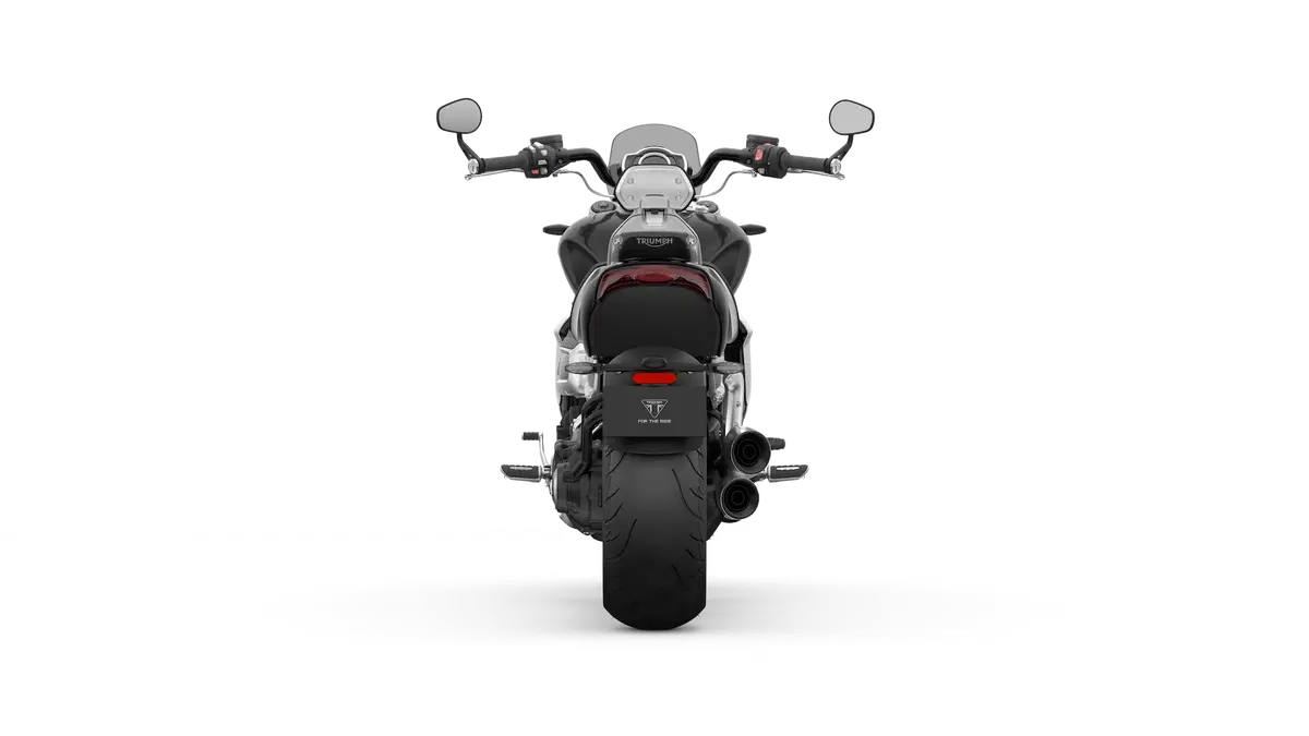 Triumph Rocket 3GT e Rocket 3R: 2500 cc e due versioni (10)