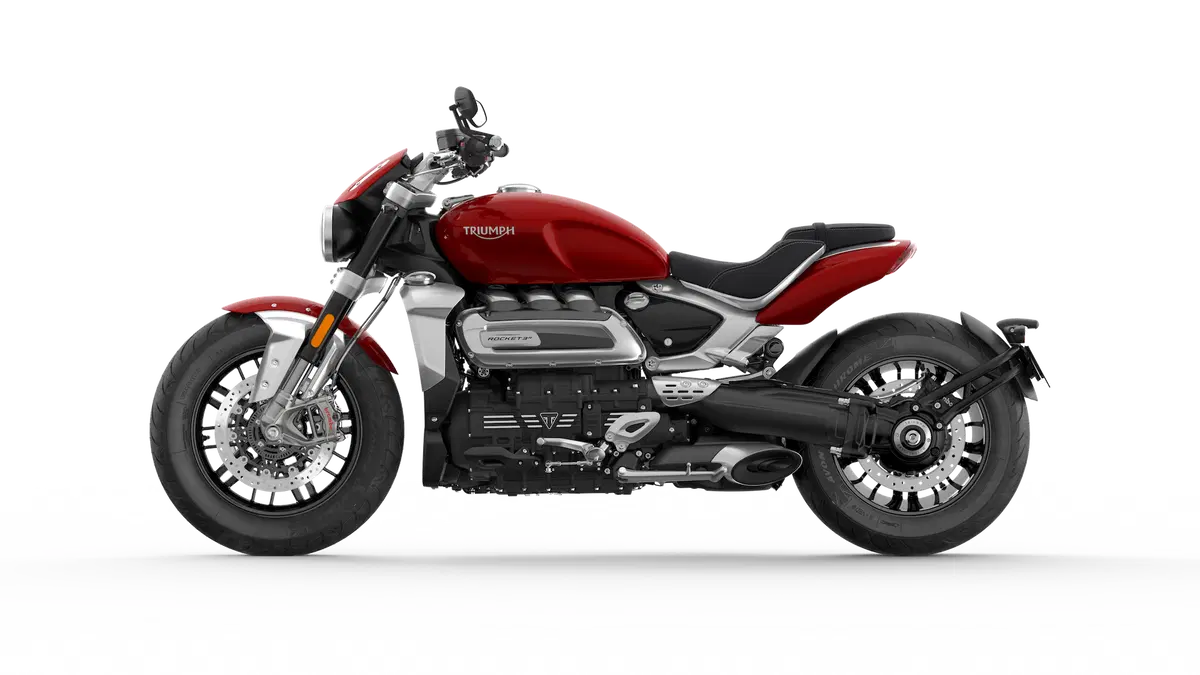 Triumph Rocket 3GT e Rocket 3R: 2500 cc e due versioni (4)