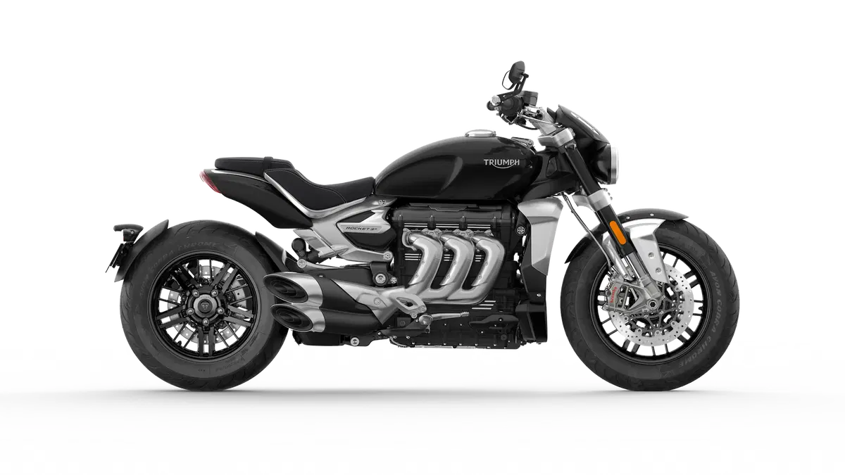 Triumph Rocket 3GT e Rocket 3R: 2500 cc e due versioni (20)