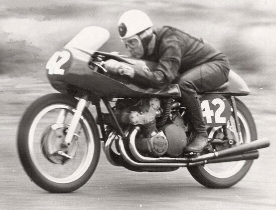 Geoff Duke sulla Gilera 500