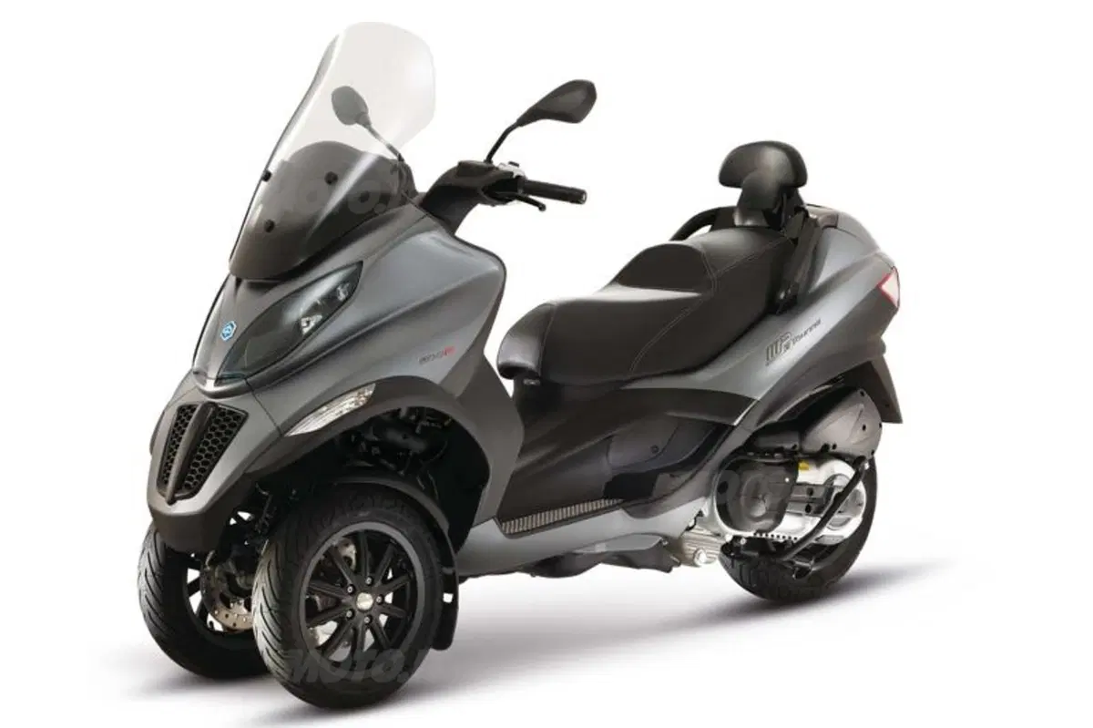 Nuovo Piaggio MP3 Touring (4)