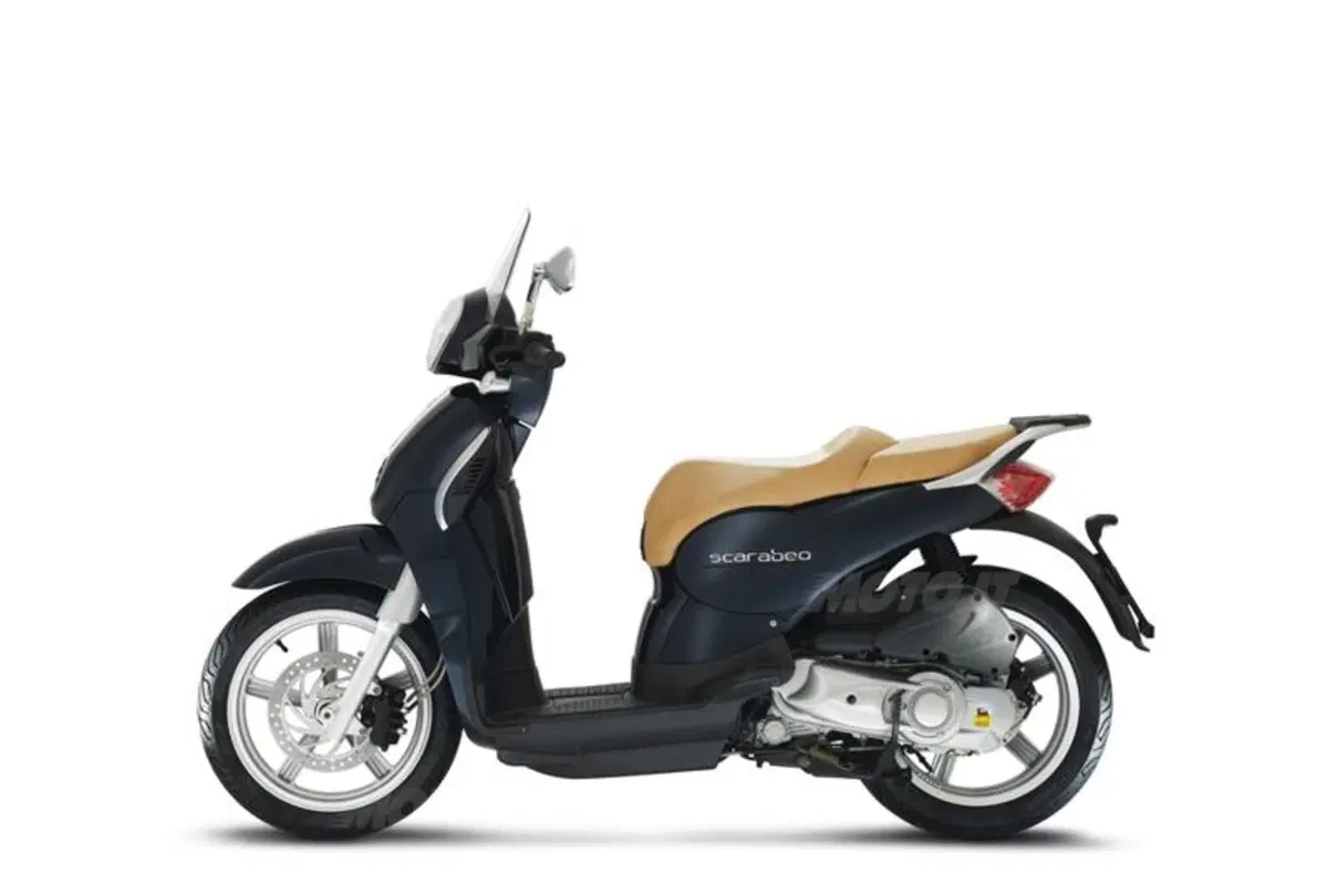 Scarabeo 200 i.e.  (34)
