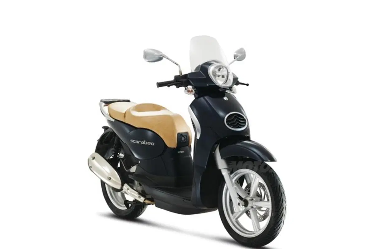Scarabeo 200 i.e.  (36)