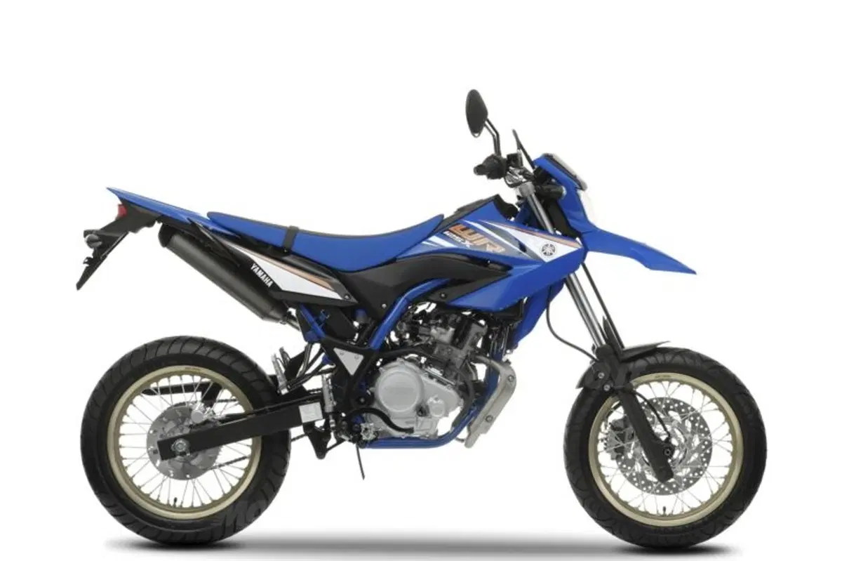 Yamaha WR125X in promozione e col kit sella bassa omaggio (2)