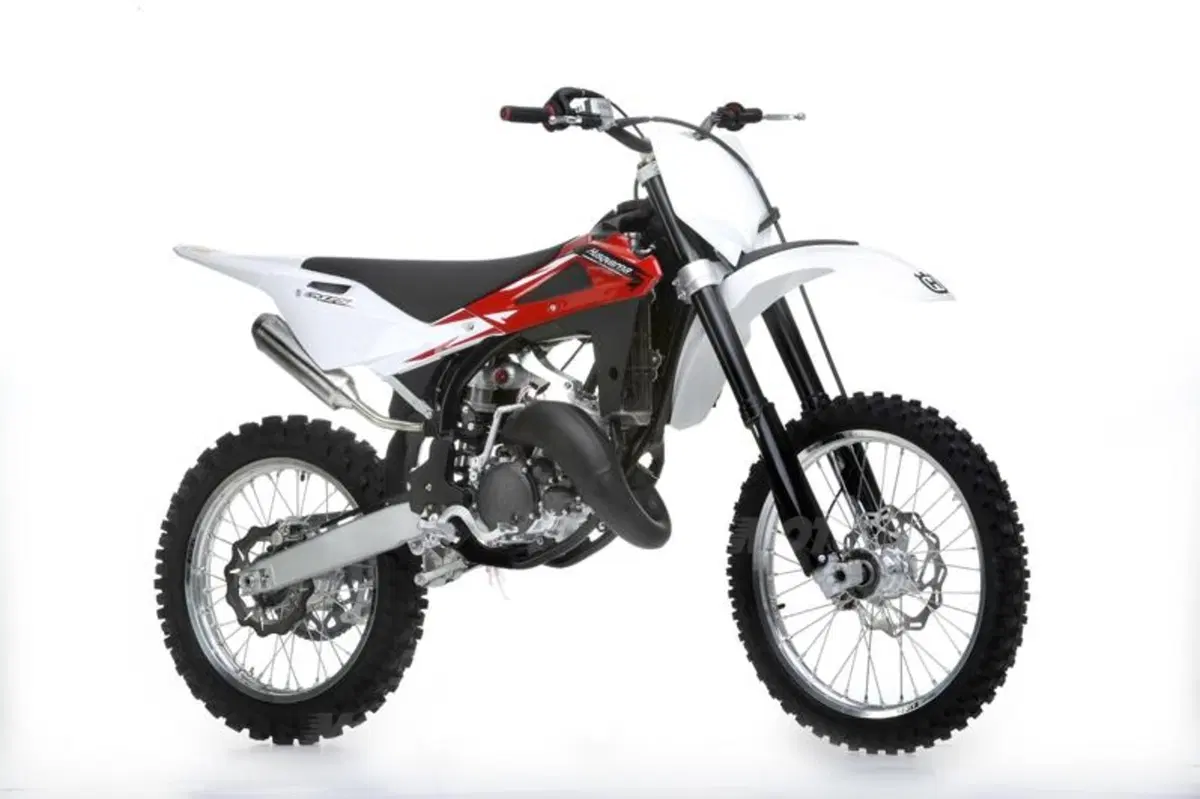 Husqvarna, svelate le moto da cross 2012