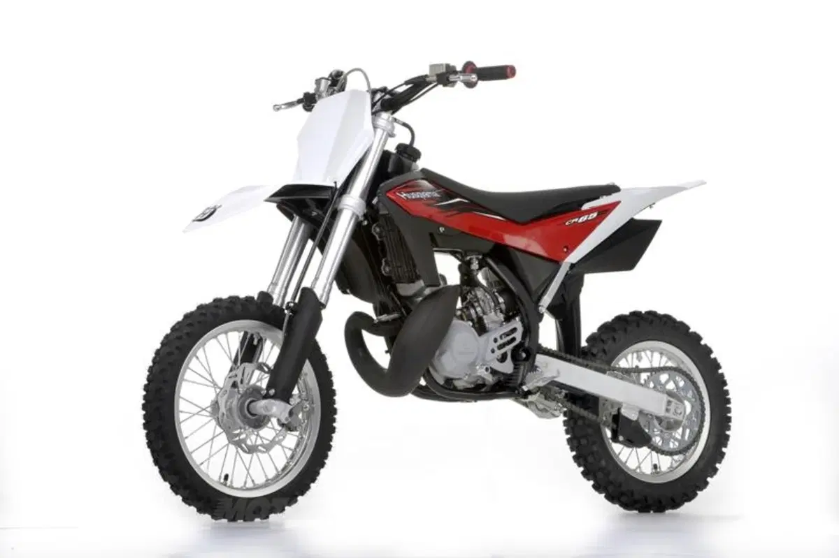 Husqvarna, svelate le moto da cross 2012 (8)