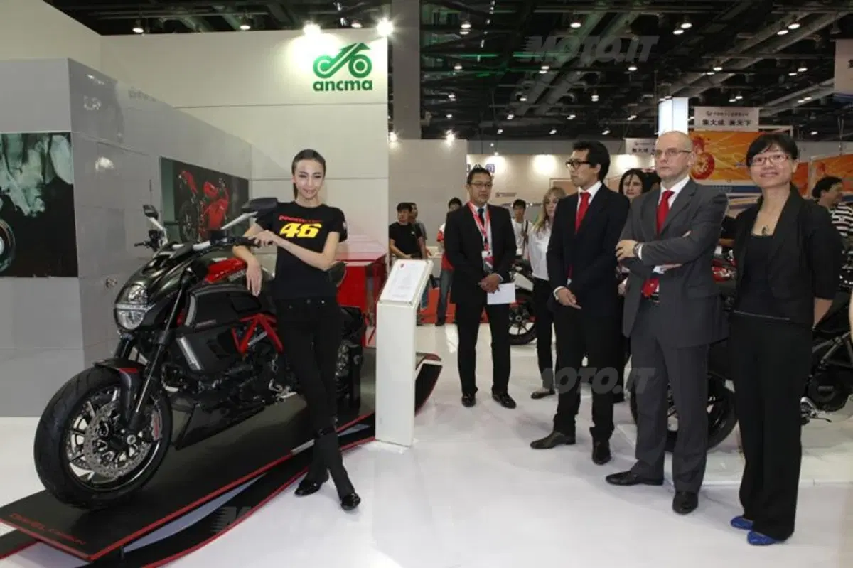 Eicma-China 2011 (26)