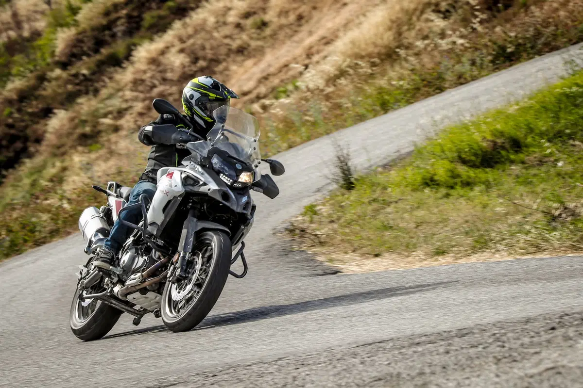 Benelli TRK 502X (2)