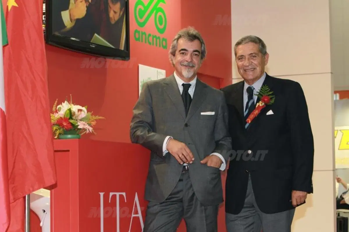 Eicma-China 2011 (72)