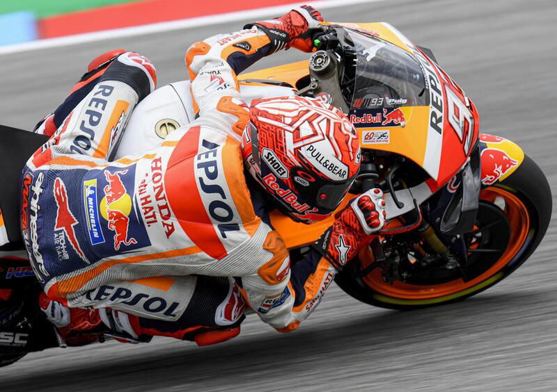 MotoGP 2019 a Brno. Marc Marquez il pi&ugrave; veloce nelle FP3 bagnate