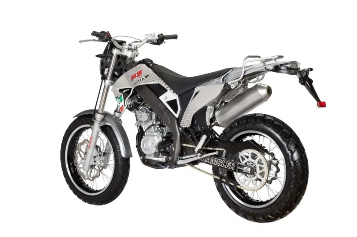 Scrambler e Trail secondo HM, debuttano City e Locusta 125 e 200 (12)