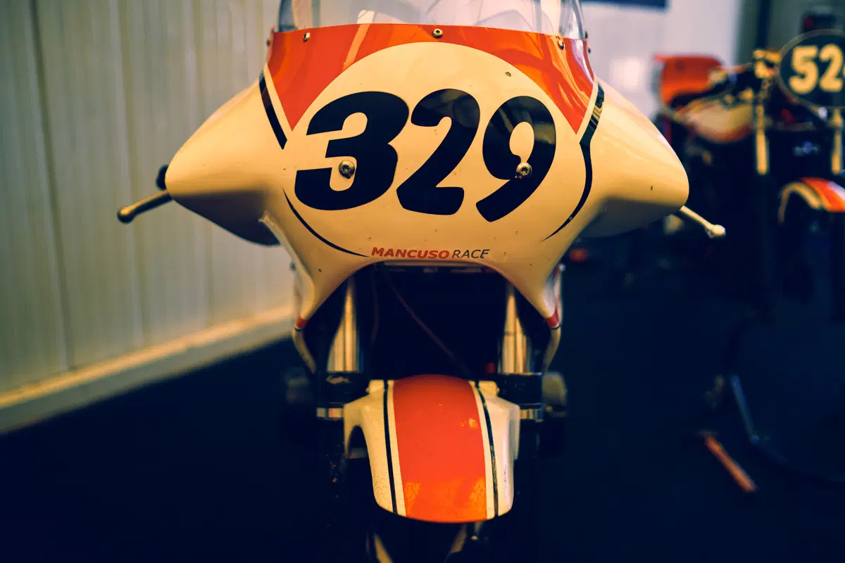 Vintage da corsa a Pergusa, quattro moto d'epoca in pista! (10)