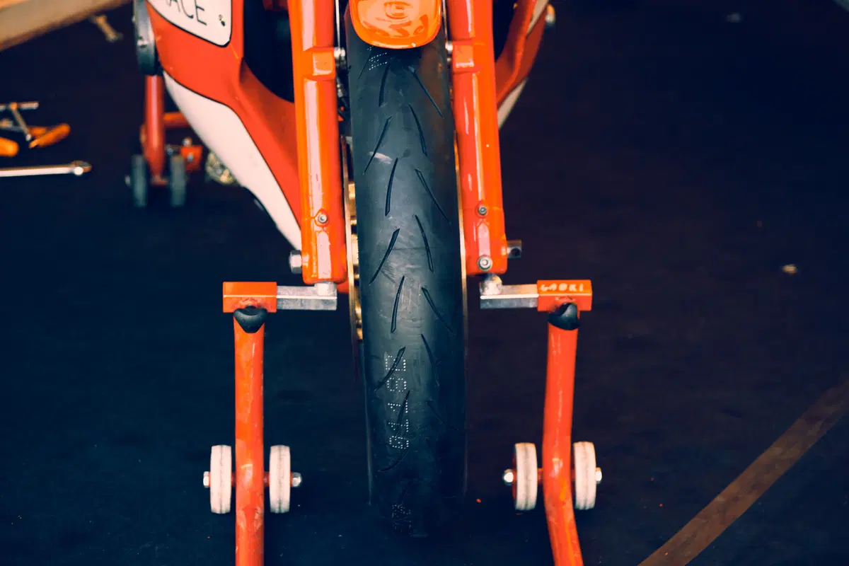 Vintage da corsa a Pergusa, quattro moto d'epoca in pista! (49)