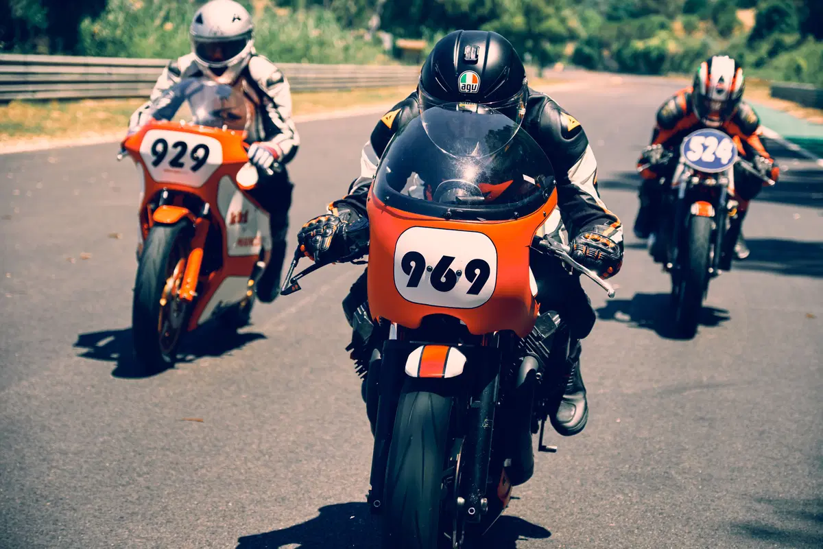 Vintage da corsa a Pergusa, quattro moto d'epoca in pista! (55)