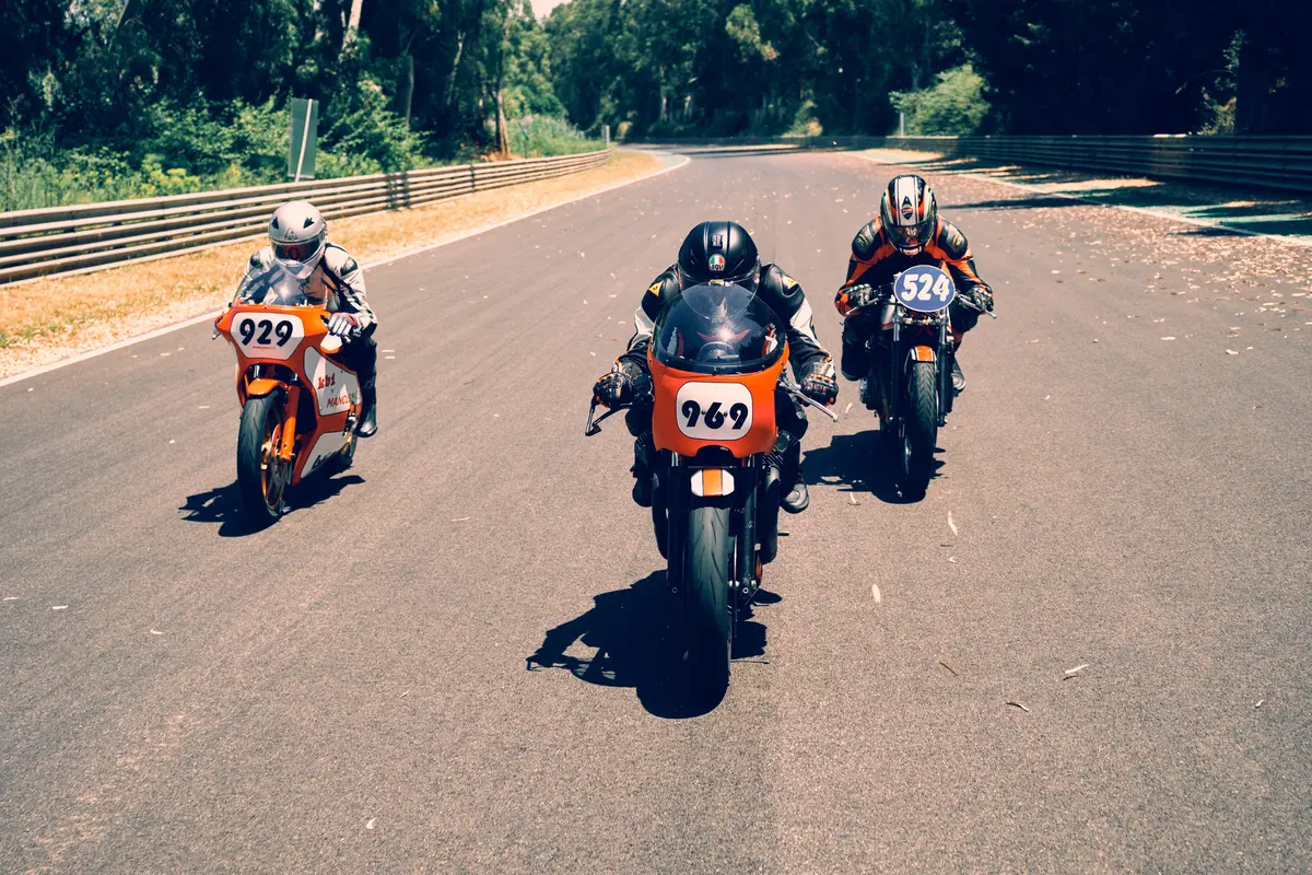 Vintage da corsa a Pergusa, quattro moto d'epoca in pista! (56)