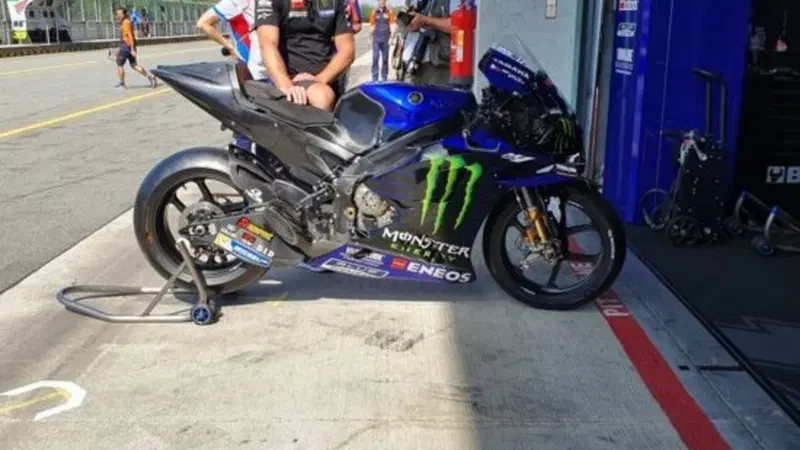 Test MotoGP a Brno con l'Ing. Bernardelle. La nuova Yamaha M1