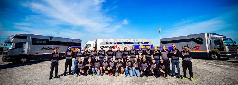 Il... team Andreani al completo