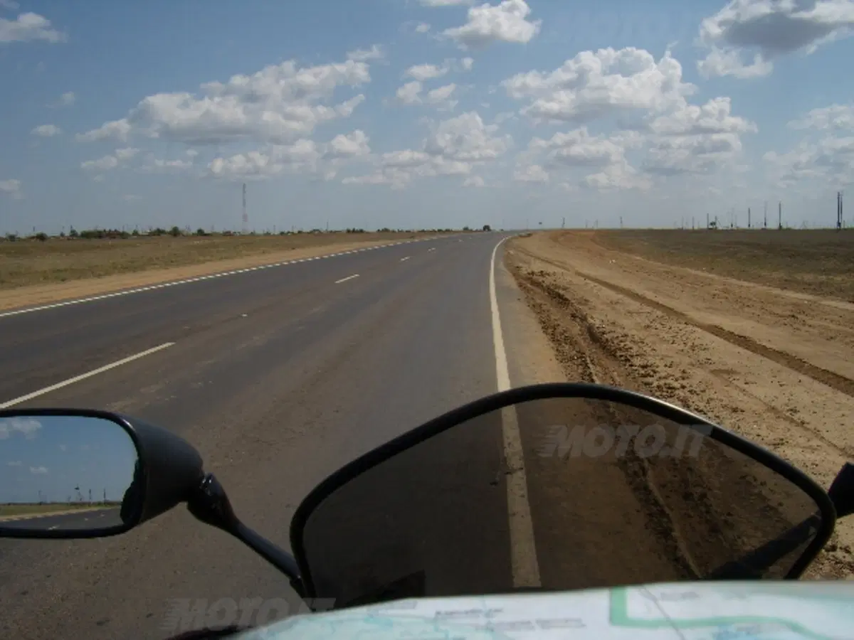 Faccio un giro in moto a Samarcanda...e torno! (15)