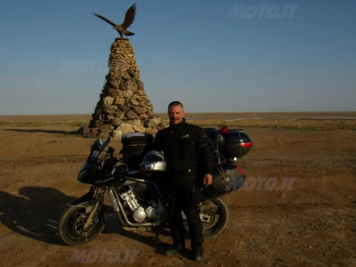 Faccio un giro in moto a Samarcanda...e torno! (16)