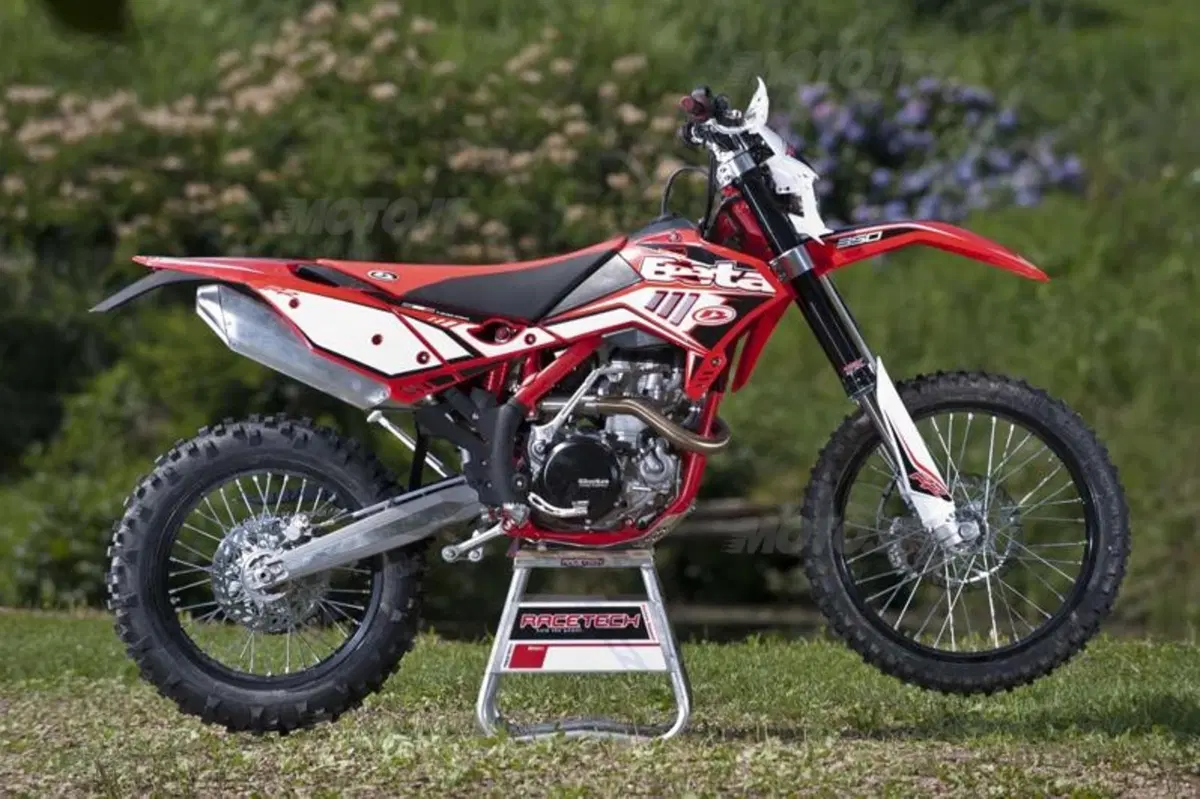 Beta Enduro RR 4T    (12)