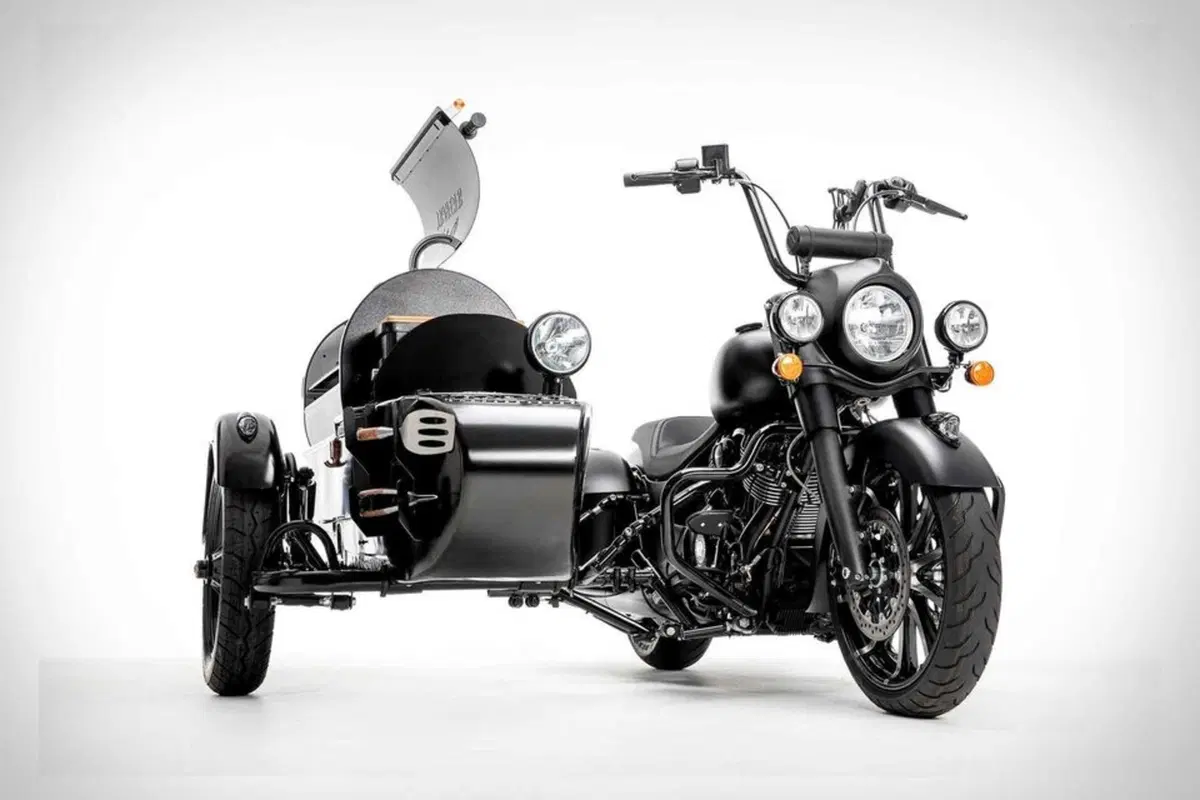 Indian e Traeger Wood-Fired: se al posto del sidecar c'&egrave; il barbecue