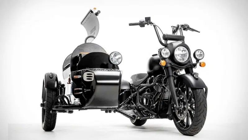 Indian e Traeger Wood-Fired: se al posto del sidecar c'&egrave; il barbecue