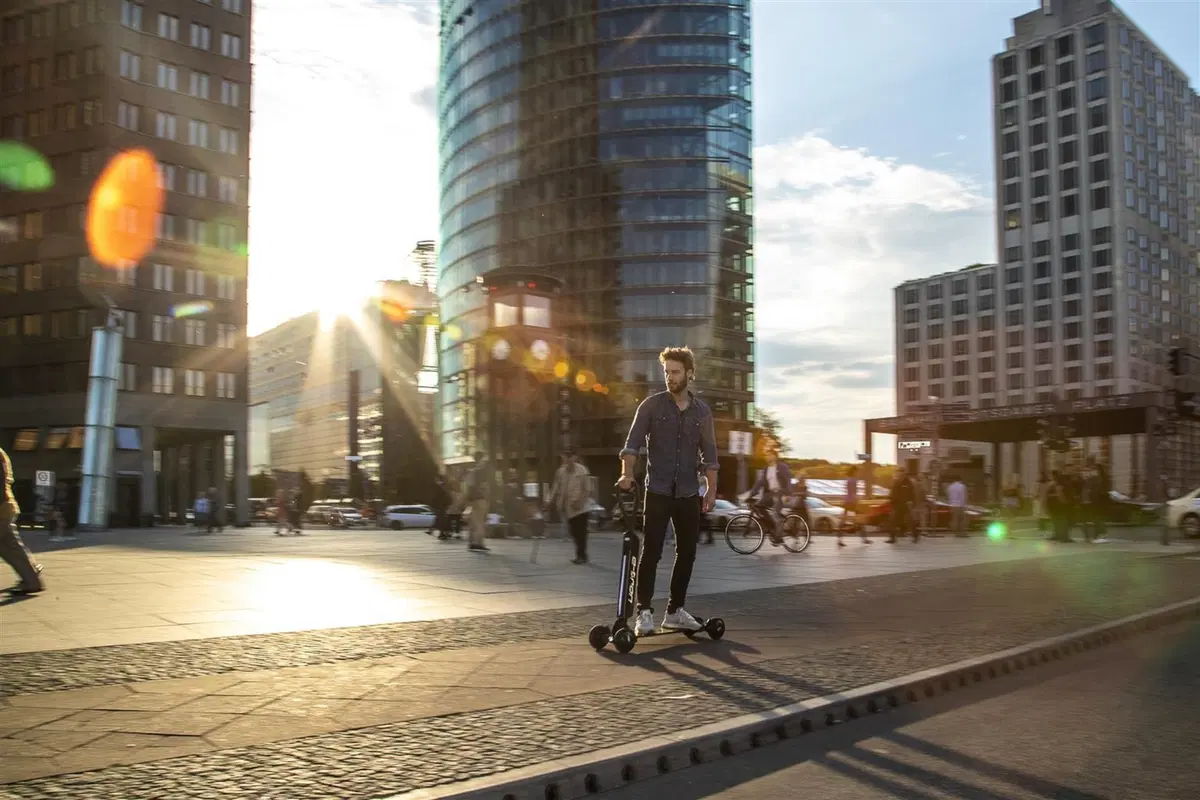 E-Tron Scooter, la risposta di Audi alla micromobilità elettrica (14)