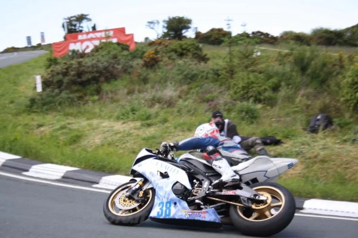 Viaggio al Tourist Trophy 2011  (33)